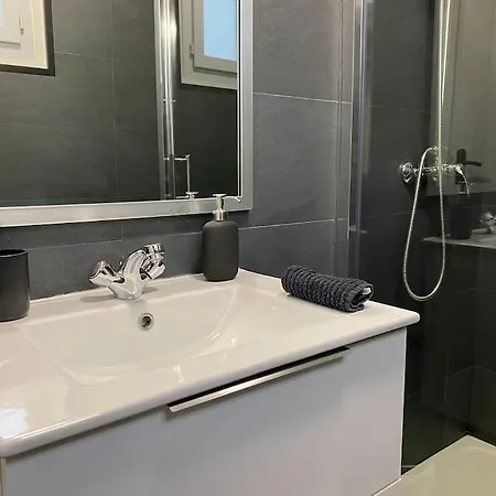 Charmante Maison A 3 Min A Pied Du Rer B Hotel Palaiseau